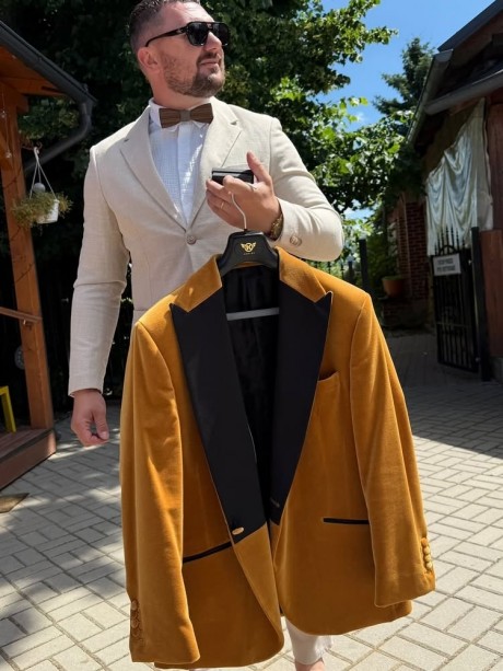 Black tie na míru
