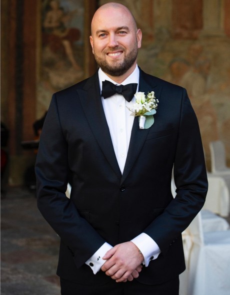 Svatební oblek na míru