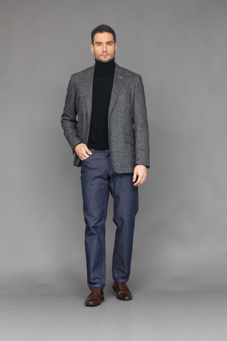 Tmavě šedý oblek na míru
