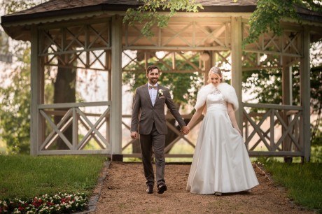 Svatební oděvy na míru - pro ženicha, nevěstu i svatebčany