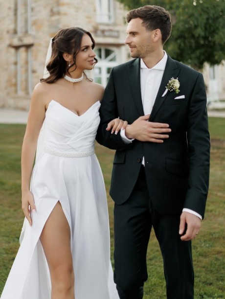 Svatební oděvy na míru